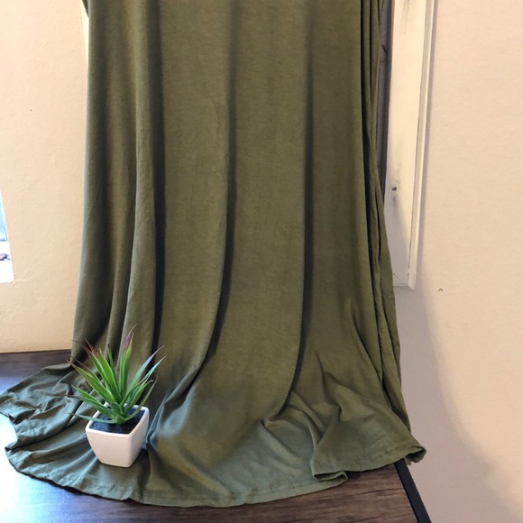 💚Army green Maxi Dress with pockets💚 - Picture 4 of 4